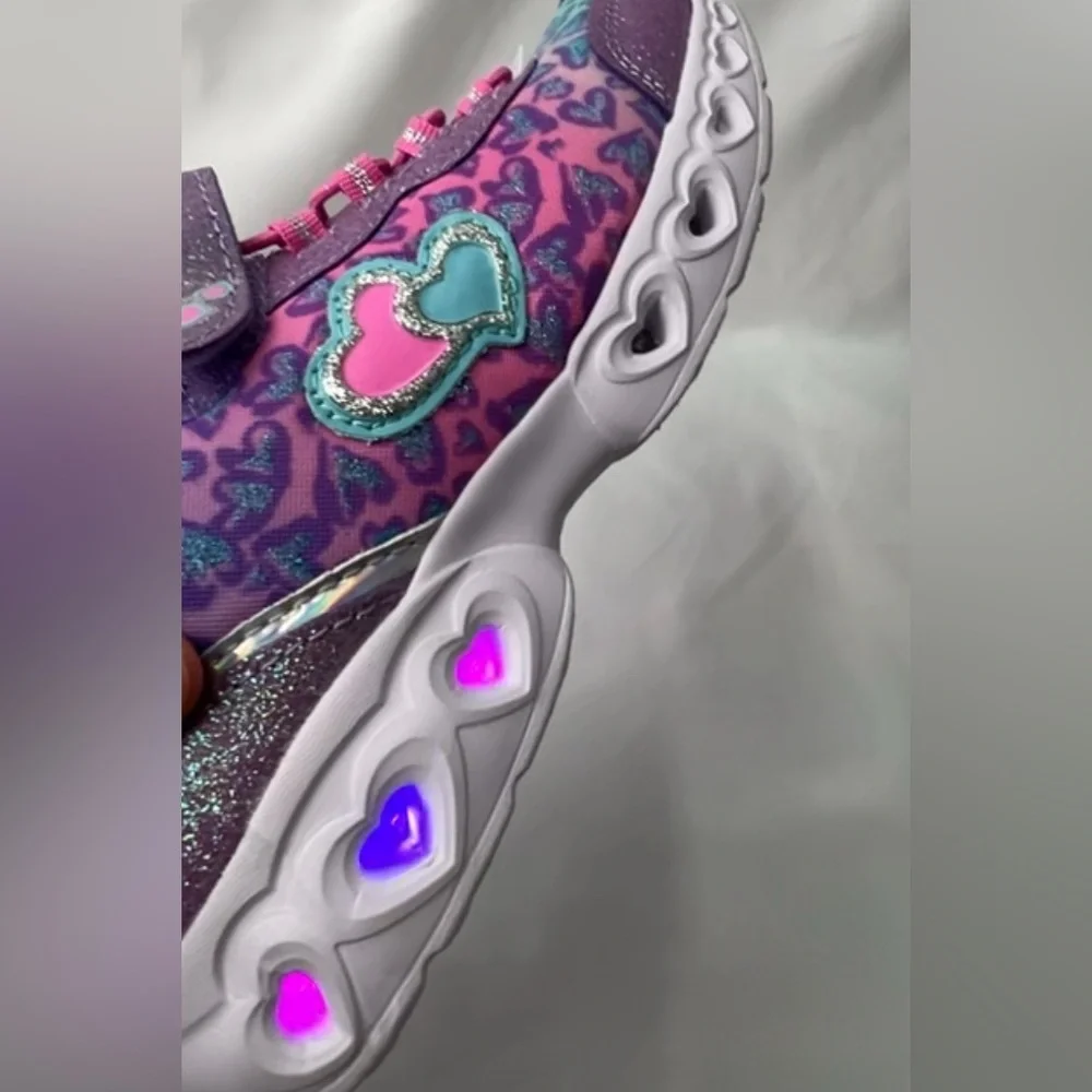 Athletic Works - Girl’s Light Up shoes - Size 2 - Pink Purple Leopard - NWT - Picture 11 of 11